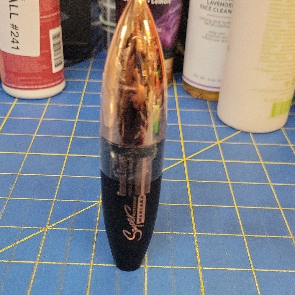 Romantic Beauty Super Watee Mascara New Sealed Tube